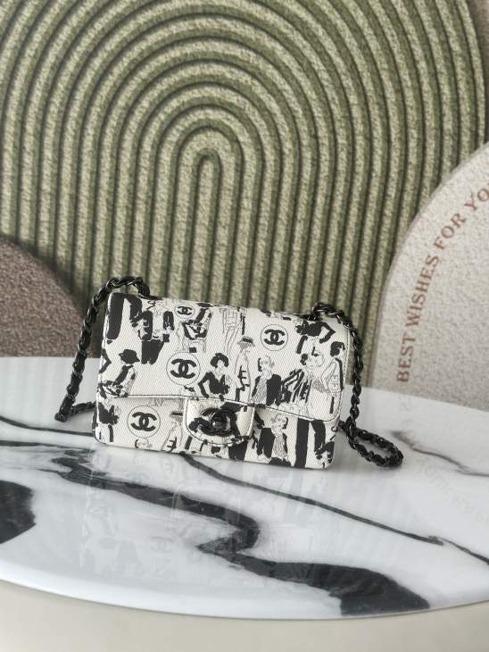 Picture of Chanel Handbags 2 _SKUfw239844541fw